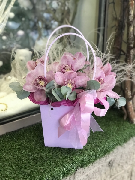 Сумочка с розовыми орхидеями